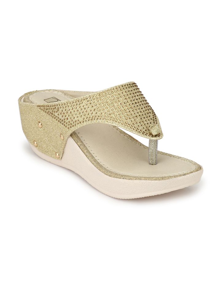 Zachho Women Gold Toned Solid Sandals
