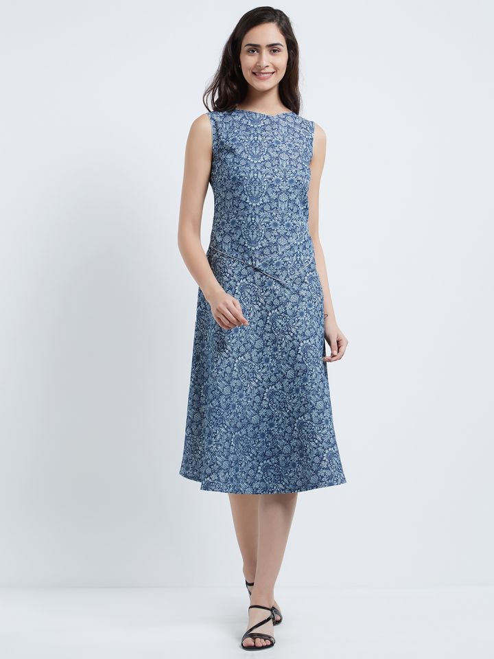Soie dresses shop myntra