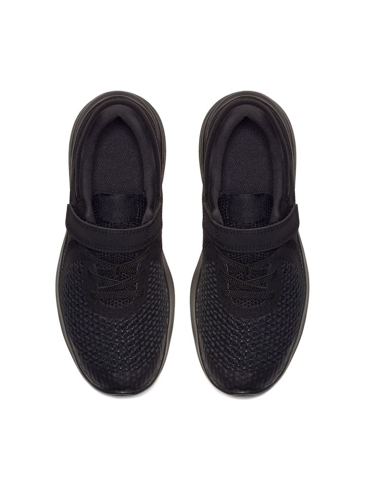 Nike kids clearance revolution 4