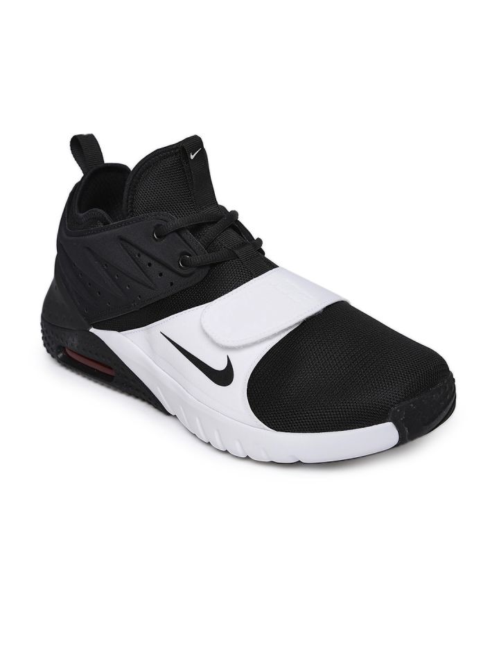 lo mismo callejón mostrar Buy Nike Men Black AIR MAX TRAINER 1 Training Shoes - Sports Shoes for Men  6676902 | Myntra