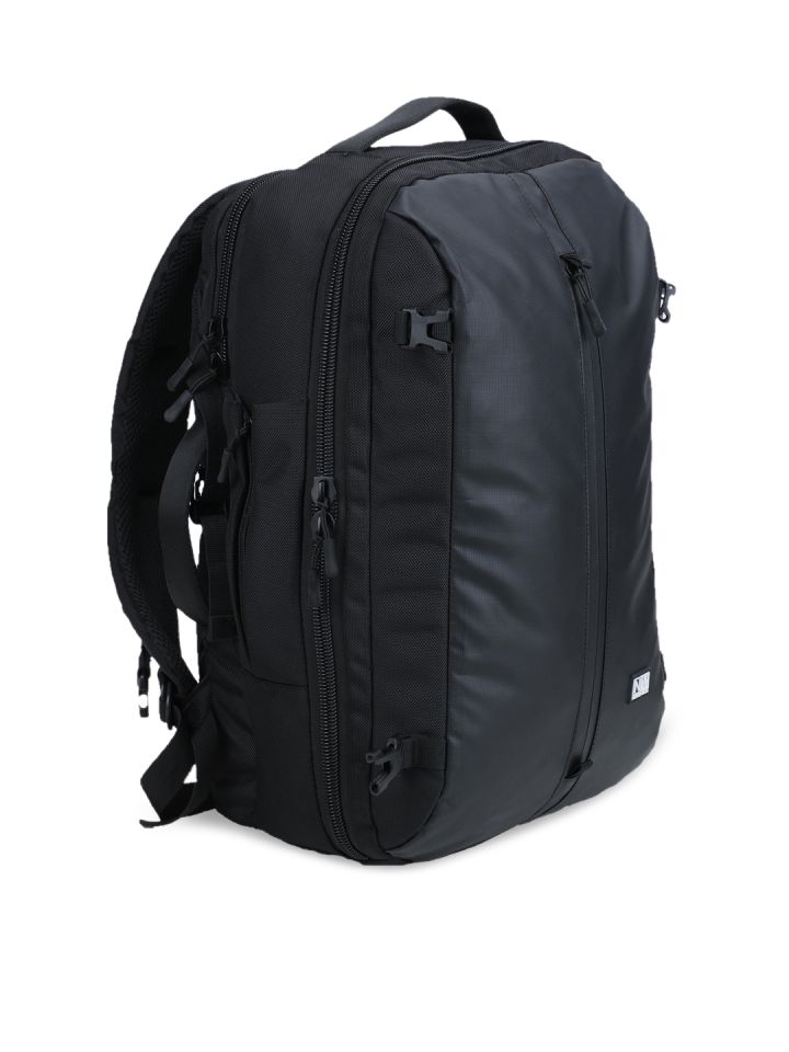 Nasher miles pregamer black laptop best sale backpack