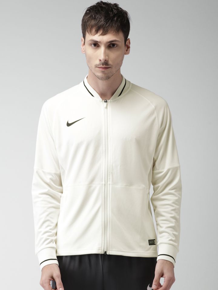 nike jackets myntra