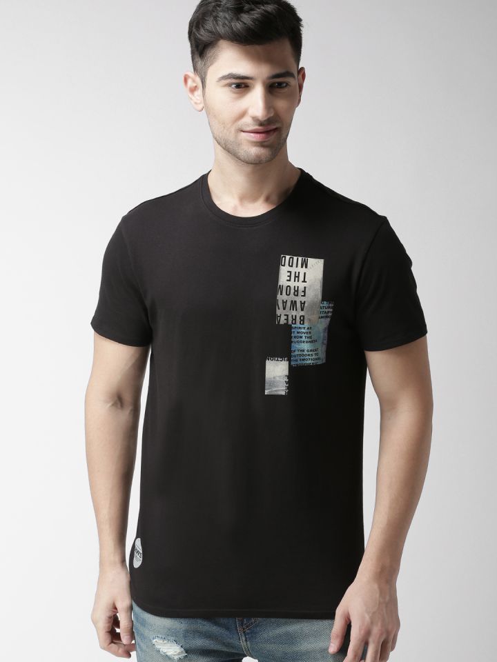 Levis t shirts myntra deals