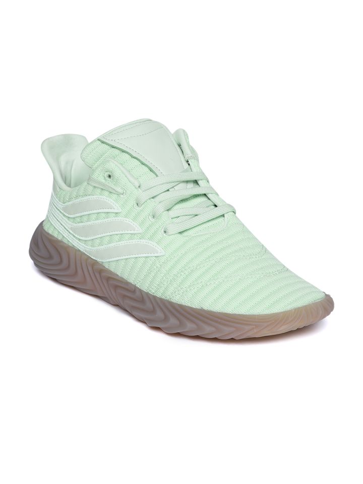 Sobakov reflective top
