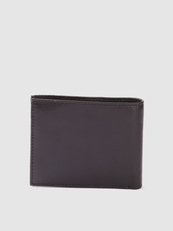 Tommy hilfiger wallets myntra store
