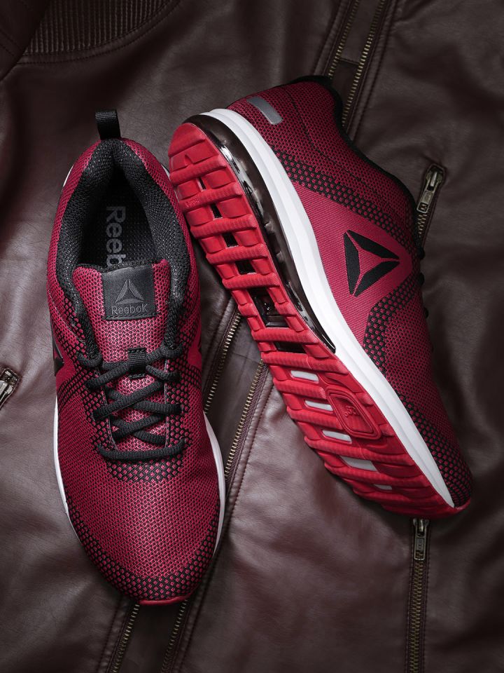 Reebok red running outlet shoes
