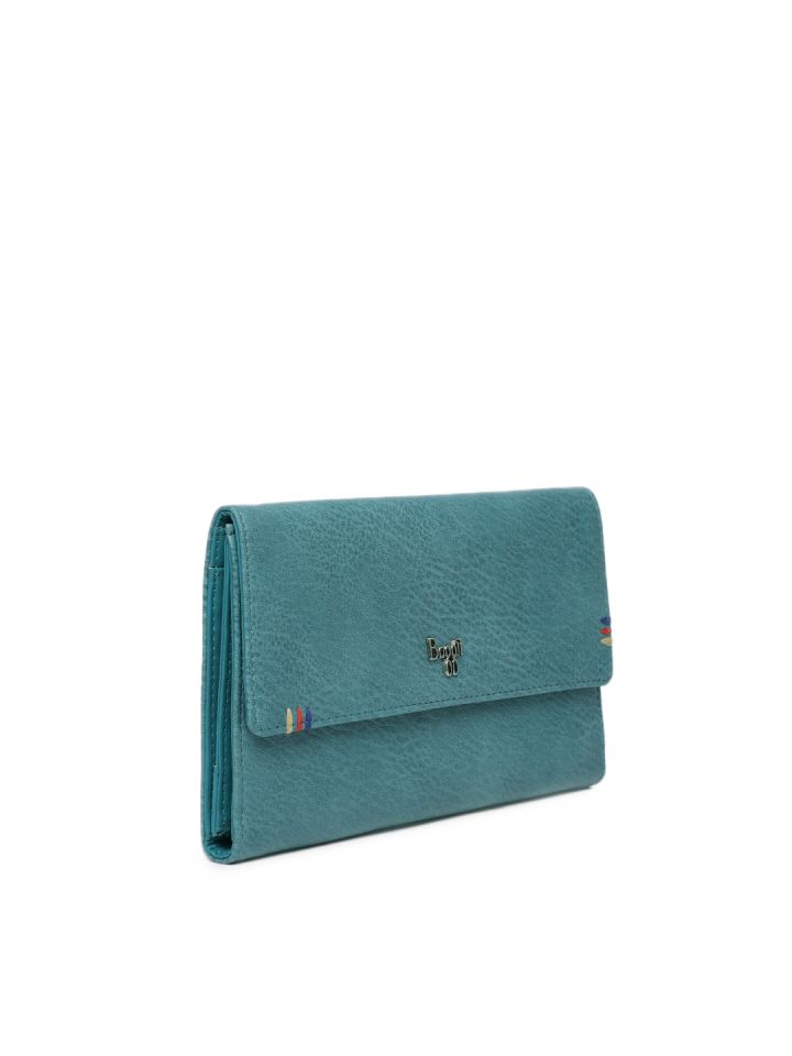Baggit sales green wallet