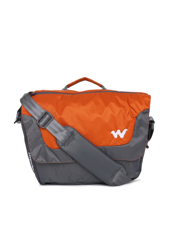 Wildcraft side on sale bag