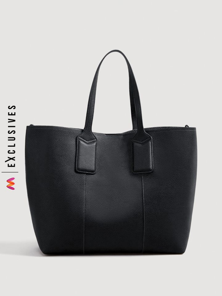 Mango black hotsell solid handheld bag
