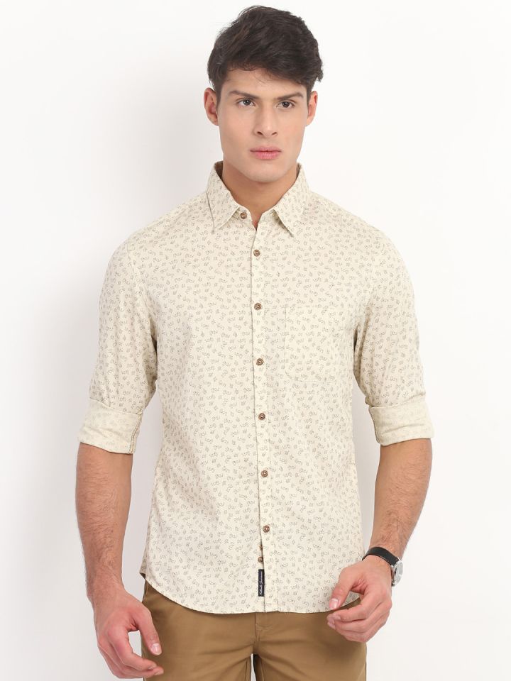 Buy Indian Terrain Men Beige Chiseled Slim Fit Printed Casual