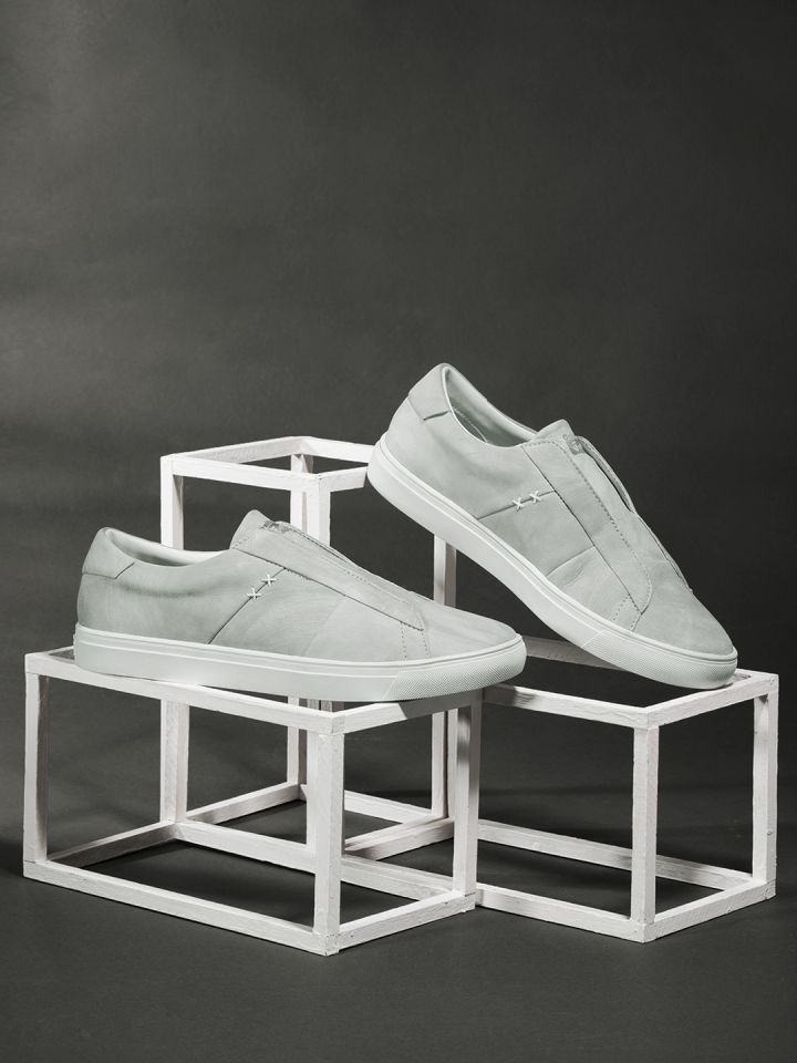 Buy Onitsuka Tiger Unisex Grey Appian Leather Sneakers Casual