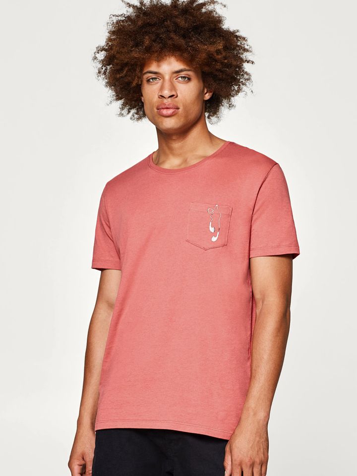 Buy Esprit Men Dusty Pink Solid Round Neck T Shirt Tshirts For