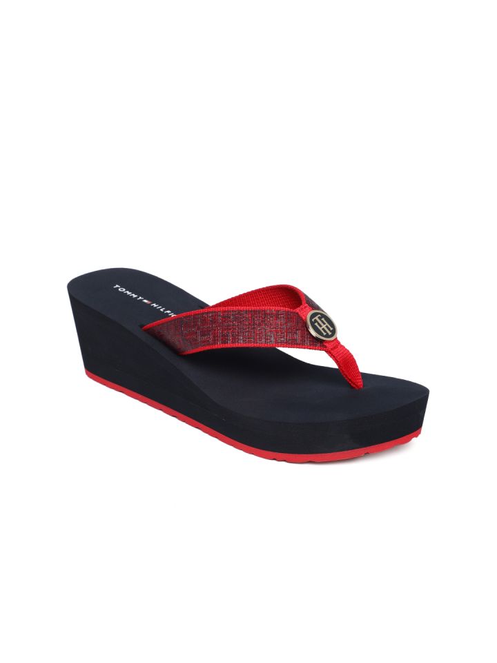 Tommy hilfiger flip flops hotsell ladies