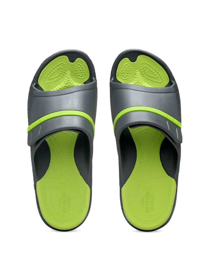 crocs myntra