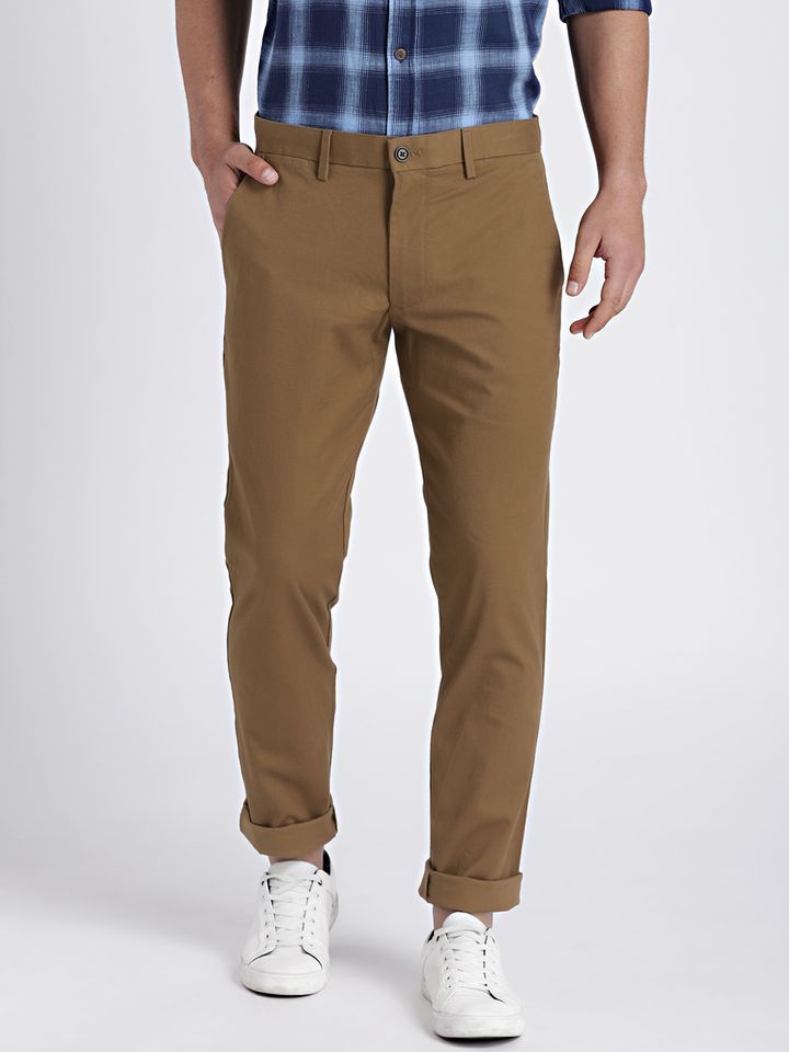 soft wear khakis in slim fit with gapflex