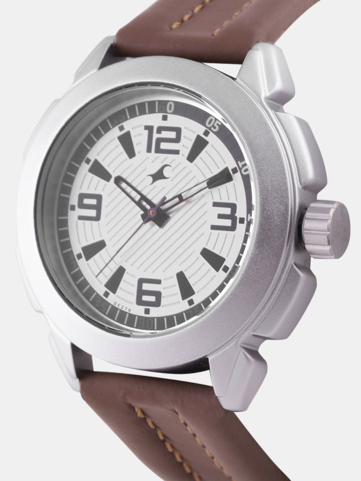 Buy Fastrack Men Silver Toned Analogue Watch NK3130SL01 OR