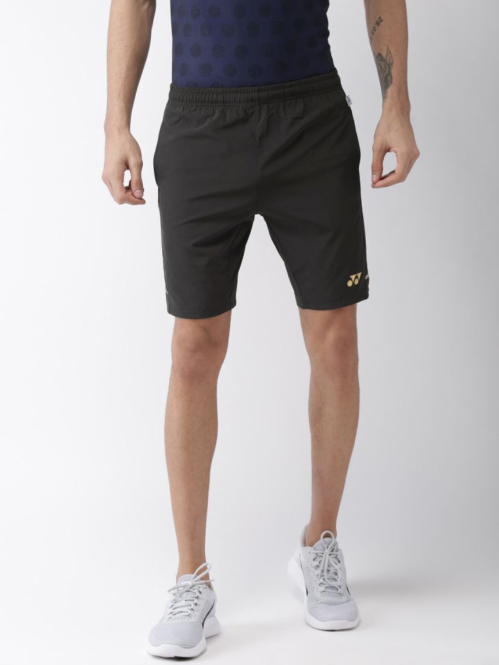 Yonex sales shorts myntra