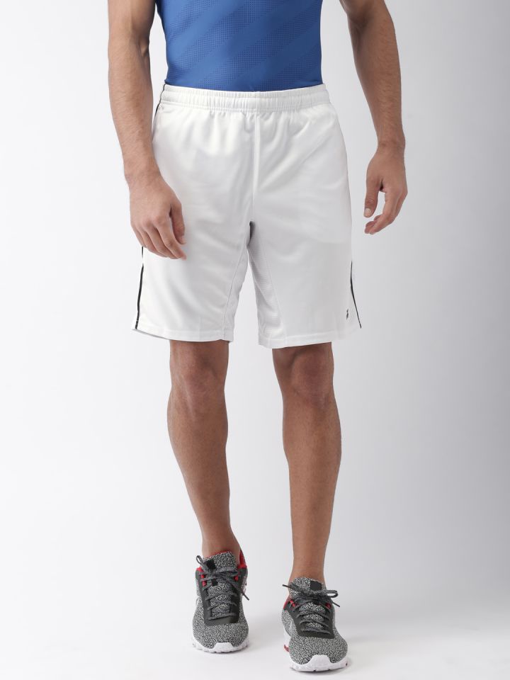 Yonex sales shorts myntra