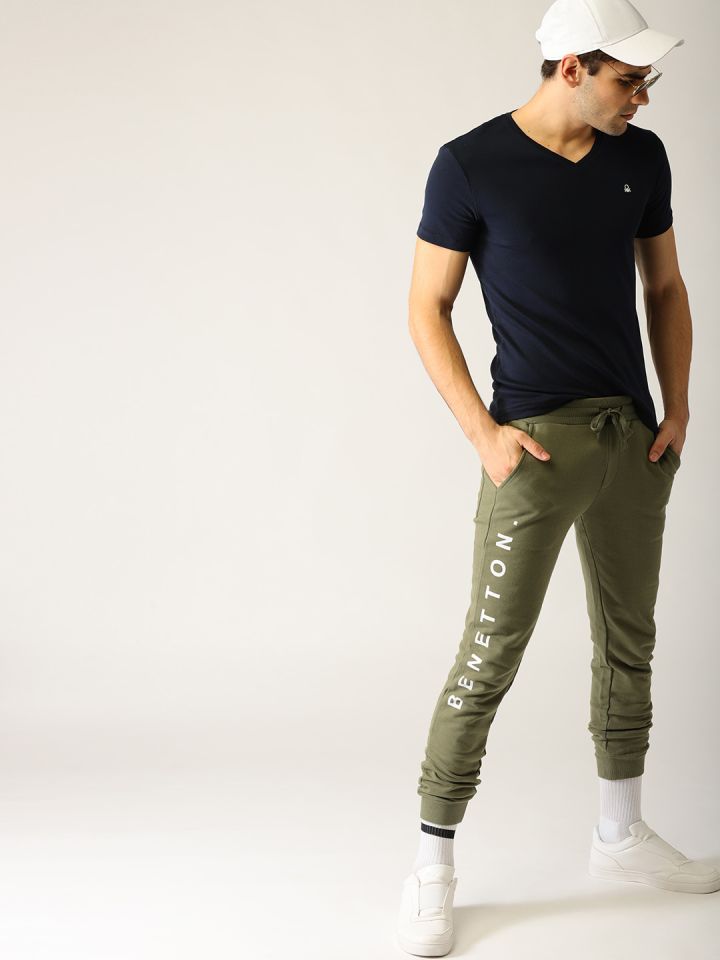 olive pants shirt color