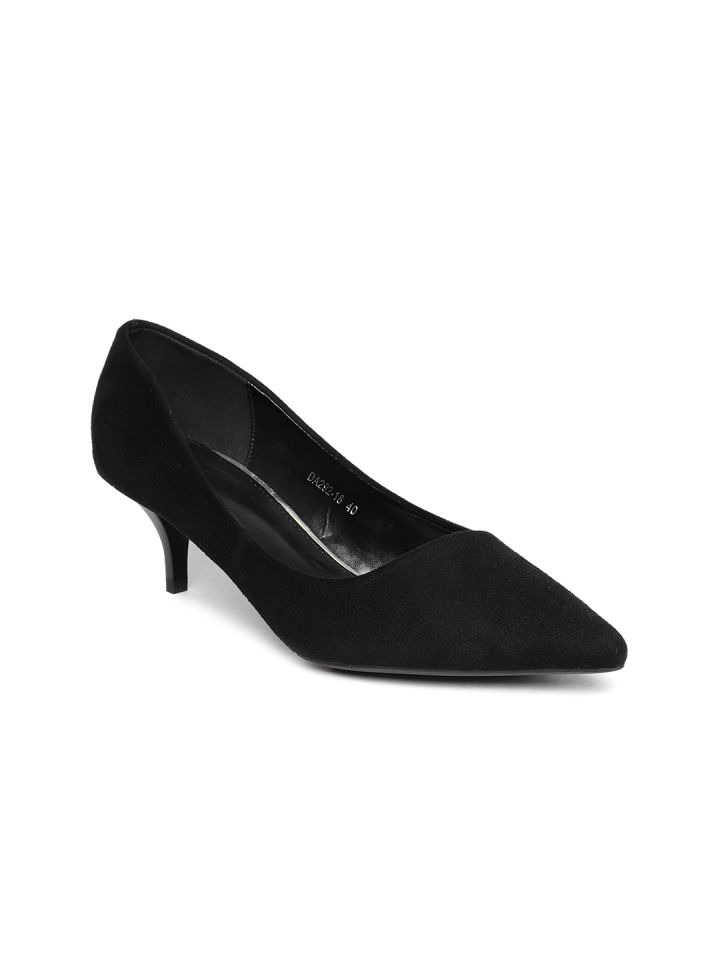 Tresmode Women Black Solid Suede Pumps