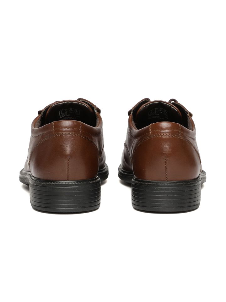 Clarks formal clearance shoes myntra