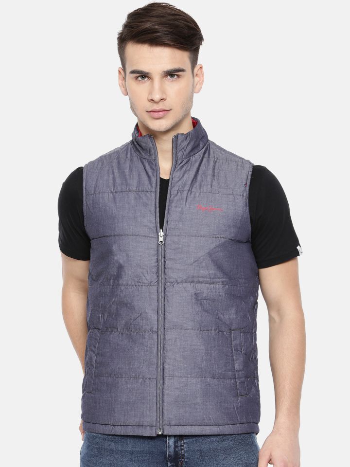 Pepe jeans sleeveless discount solid men's jacket