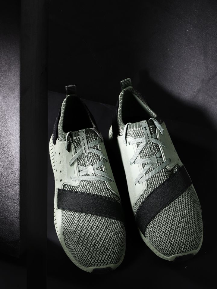 Buy UNDER ARMOUR Men Olive Green Threadborne Shift Heathered Woven