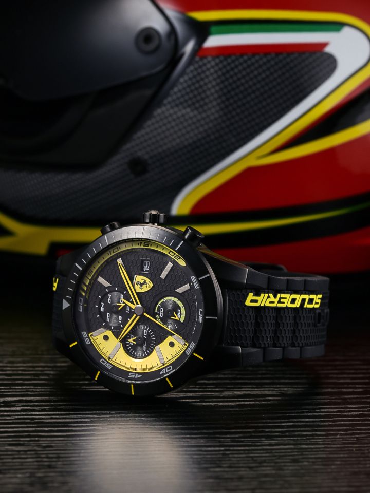 SCUDERIA FERRARI Men Black Yellow Analogue Watch 0830261