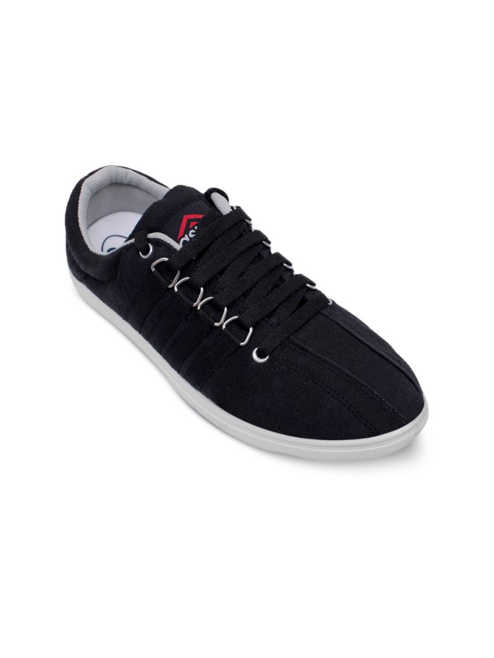 myntra casual shoes 499