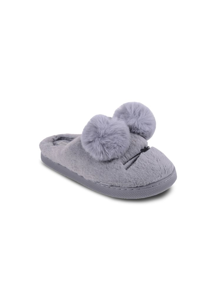 fur slippers myntra