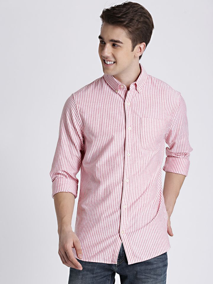 gap red and white striped shirt