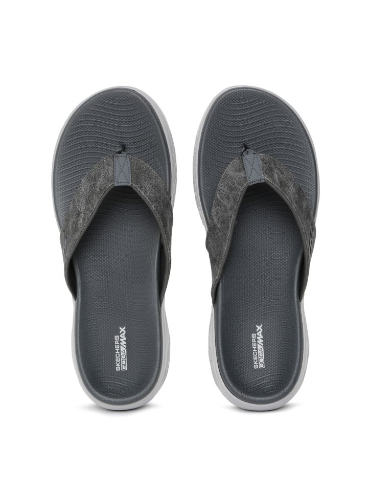 Skechers flip flops 2018 best sale