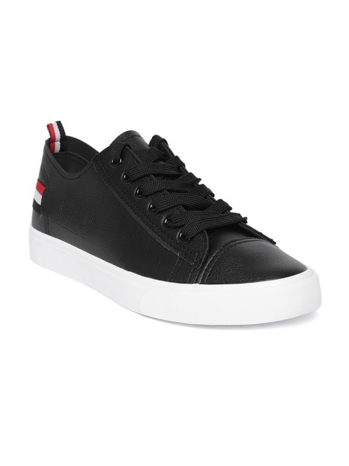 Aeropostale best sale black sneakers
