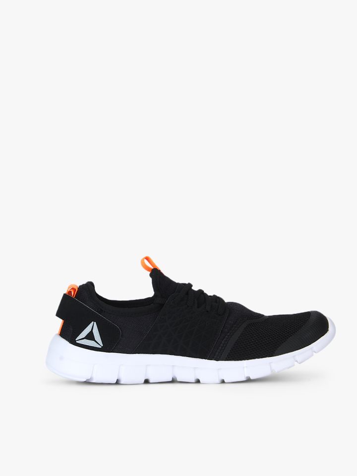 Reebok hurtle runner hotsell black running shoes