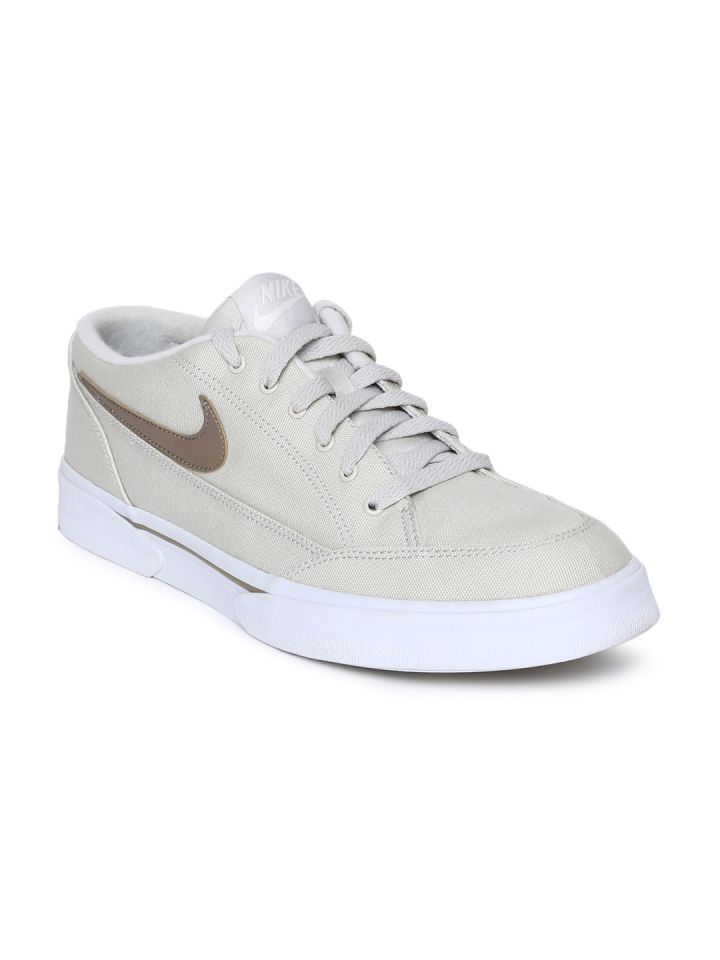 Nike Men Gts 16 Txt Cream Coloured Sneakers