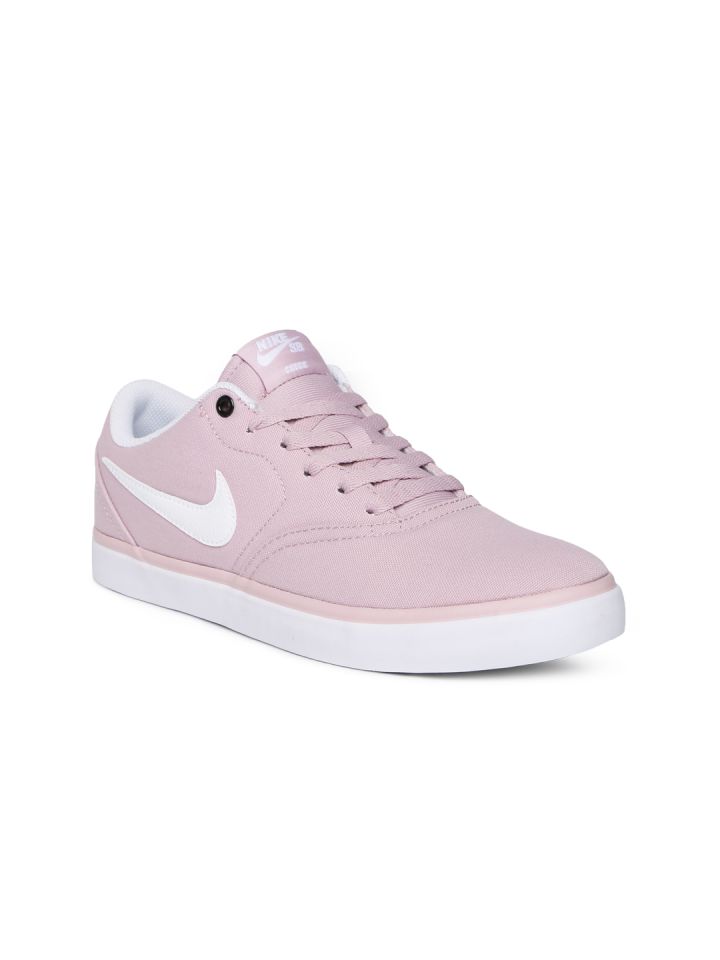 white nike with pink check
