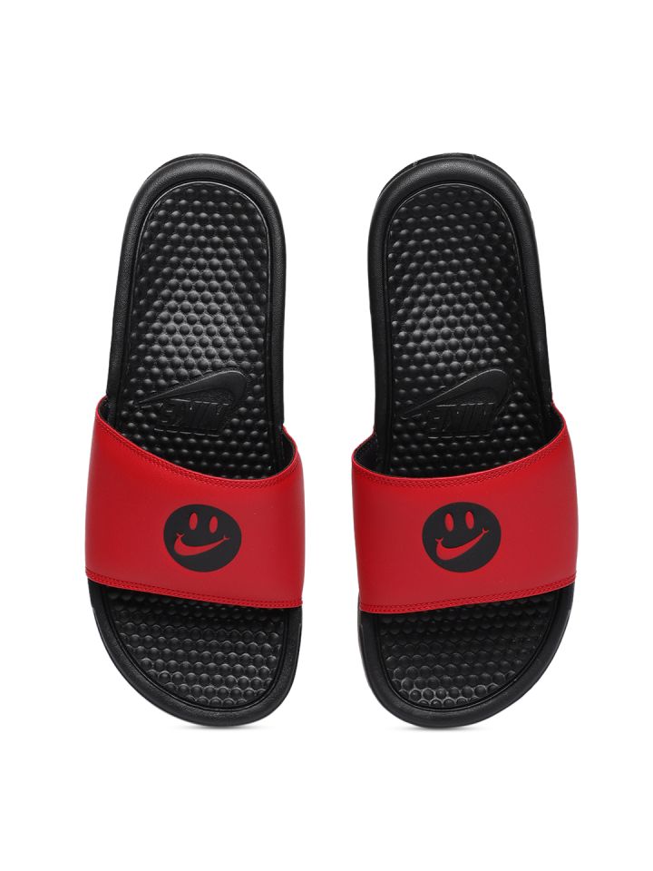Nike benassi hot sale slides red black