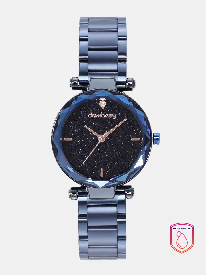 Dressberry watches made in store