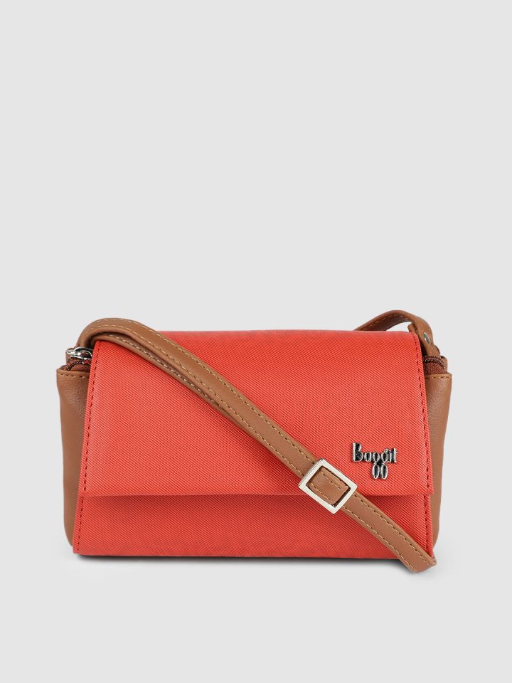 Myntra baggit sling best sale bags