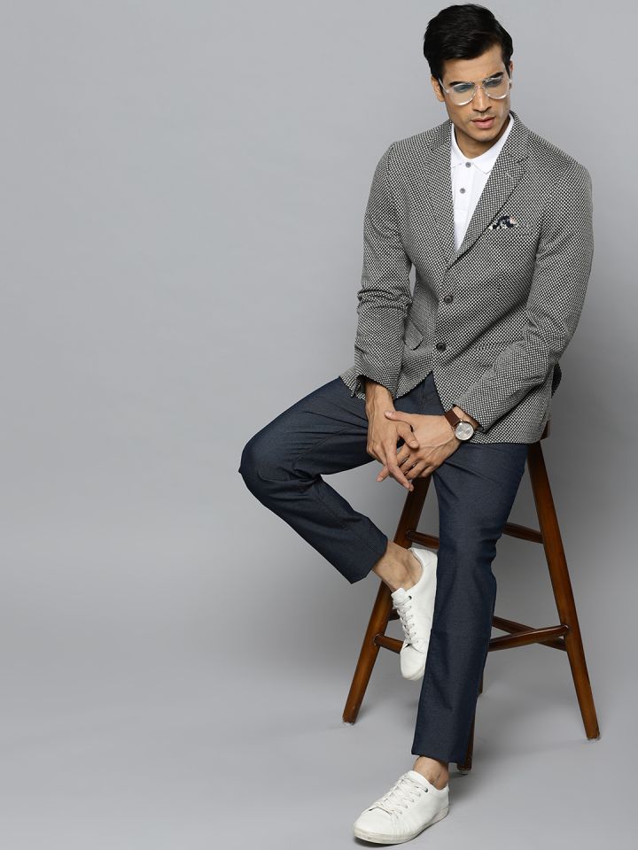 off white blazer fit