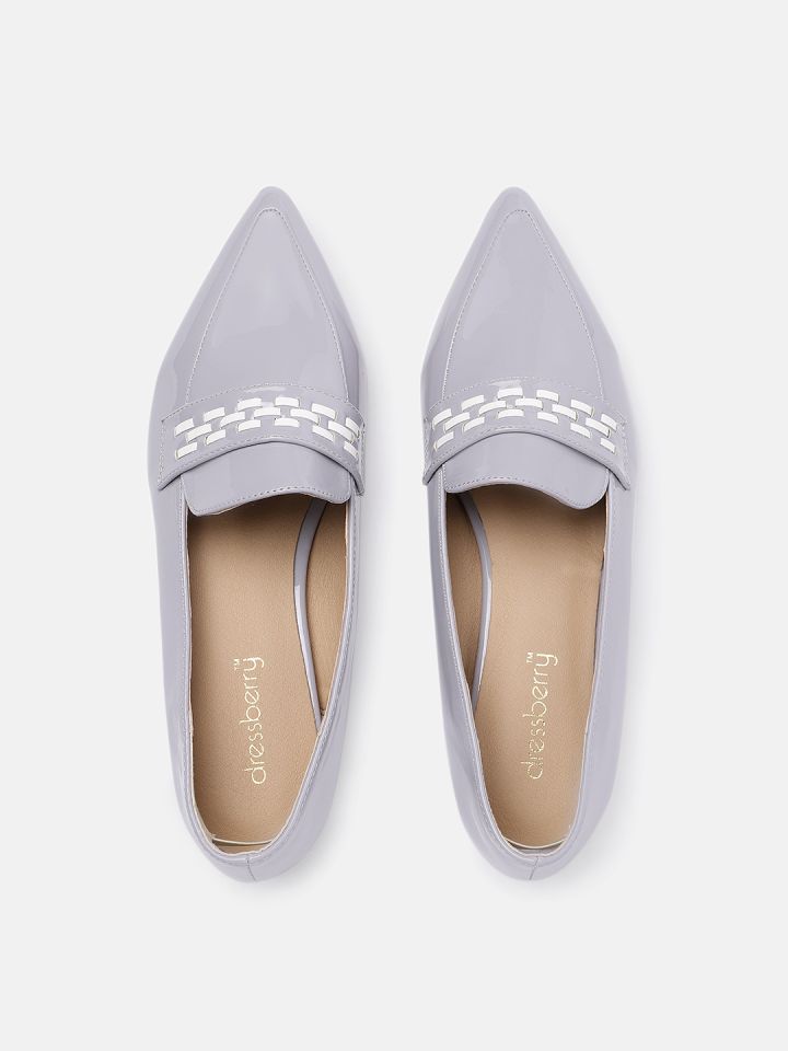 Dressberry store flats myntra