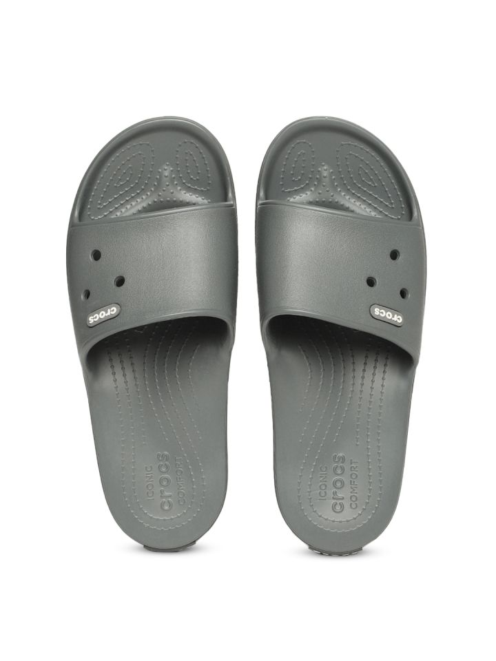 crocs iconic comfort flip flops