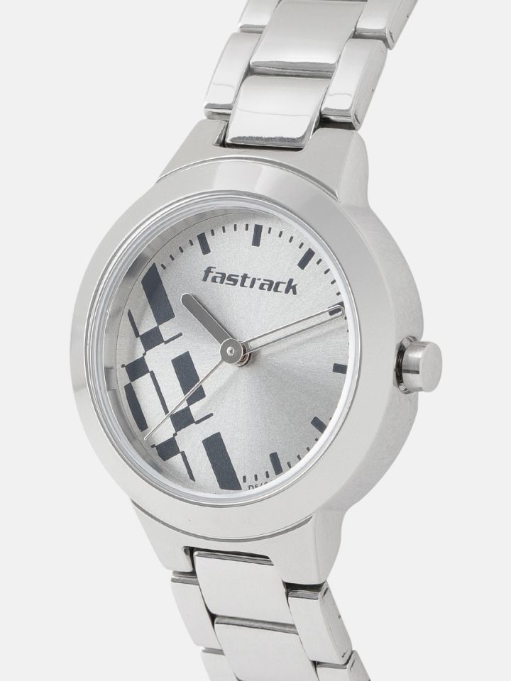 Fastrack Women Silver Toned Analogue Watch NK6150SM01