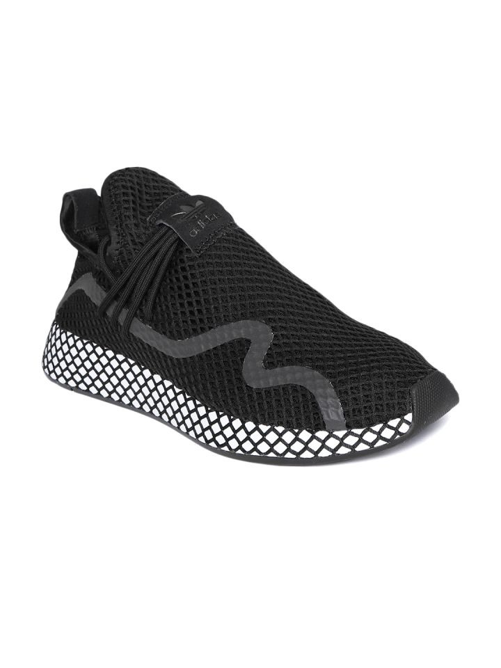 Deerupt s black store