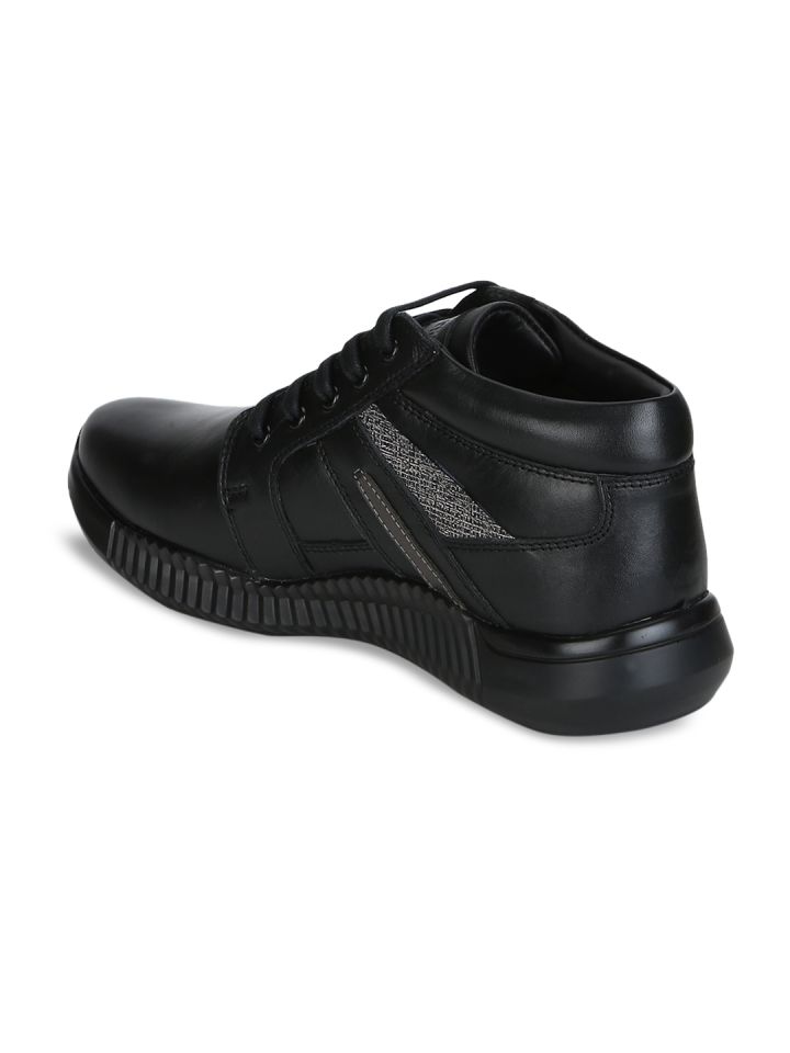 Red chief hotsell springer black shoes