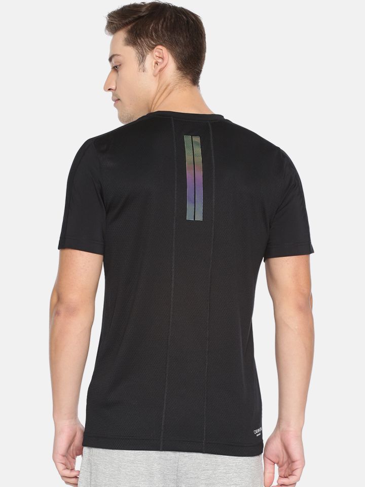 Calvin Klein Solid Reflective SS Round Neck T Shirt - Tshirts for Men 8744169 | Myntra