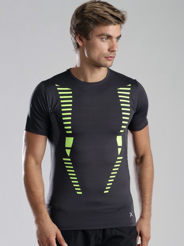 Under armour t shirts myntra shop
