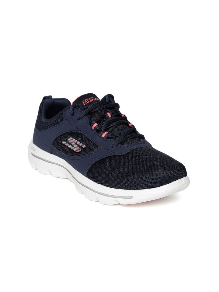 Skechers go walk top evolution ultra enhance trainers