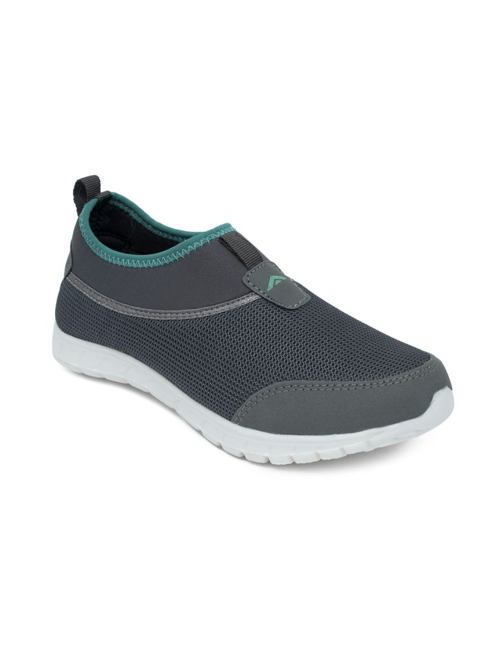 sports shoes asian
