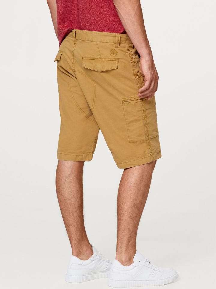 Buy ESPRIT Men Khaki Solid Relaxed Fit Cargo Shorts Shorts for